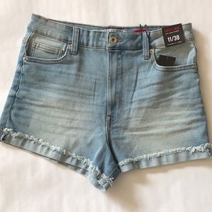 Celebrity Pink women Curvy Hi Rise The Deb short with light wash.